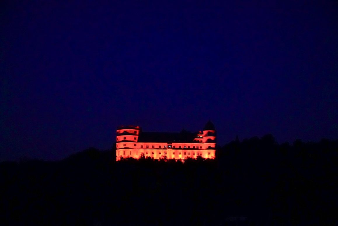 Night of Light von Lina Loos